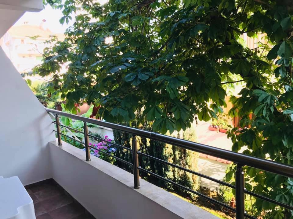 Джорджия Hotel Kiten  Exterior photo