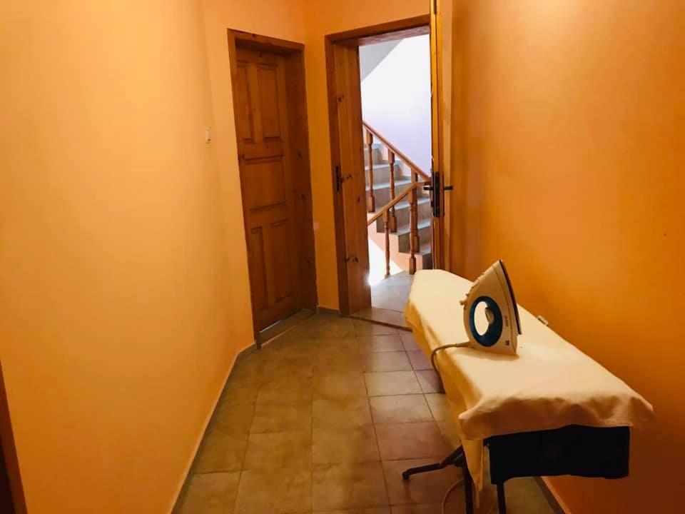 Джорджия Hotel Kiten  Exterior photo